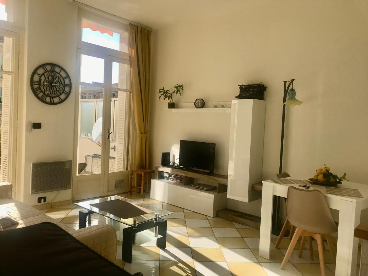 מנטון Appartement Terrasse Dans Palace Belle Epoque מראה חיצוני תמונה