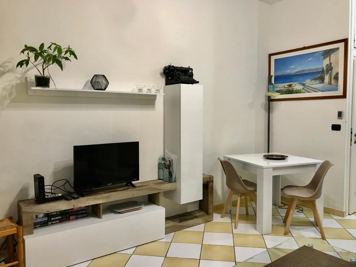 מנטון Appartement Terrasse Dans Palace Belle Epoque מראה חיצוני תמונה